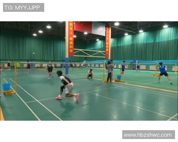 赛后分析:武汉羽毛球队与西安羽毛球队心理素质对比探讨 赛后分析:武汉羽毛球队与西安羽毛球队心理素质对比探讨