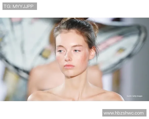 足球明星粉色头发女展现个性魅力引领时尚潮流成为新一代偶像 足球明星粉色头发女展现个性魅力引领时尚潮流成为新一代偶像