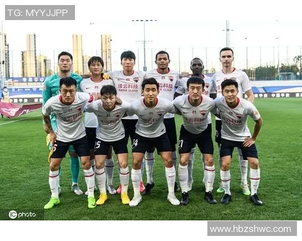 重庆足球队阵地战战术解析与球队未来发展展望 重庆足球队阵地战战术解析与球队未来发展展望